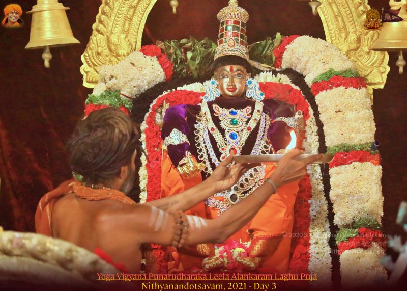 File:ADIKAILASA-2021-12-21-15Mdxxn81XNdX4tEfEJZWQRElBuwglc q.jpg