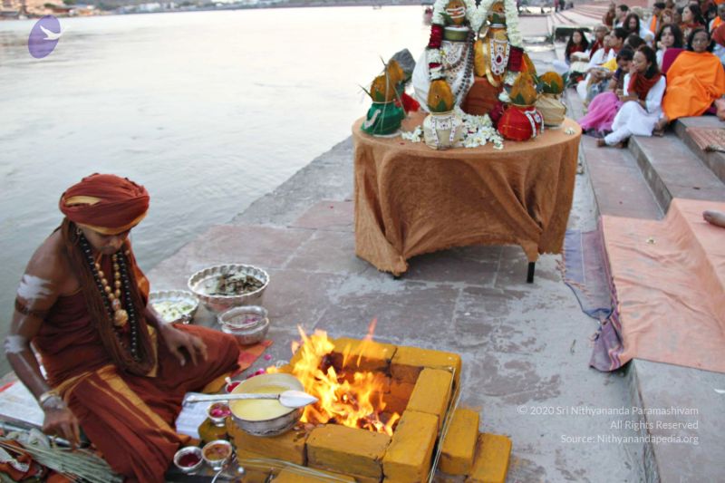 File:Batch20140318 7468 CMP WM.jpg