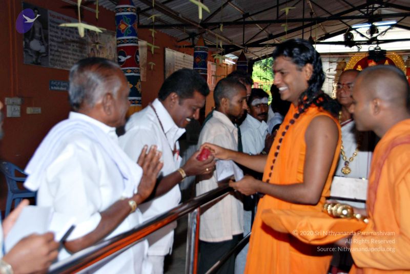 File:Batch 20100912 2761 CMP WM.jpg