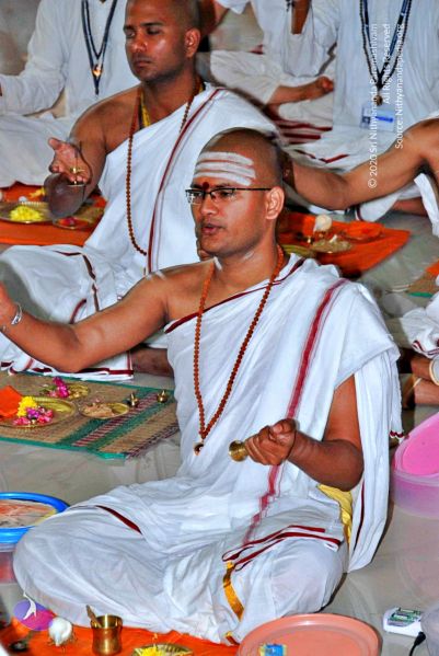 File:Batch 20100912 2877 CMP WM.jpg