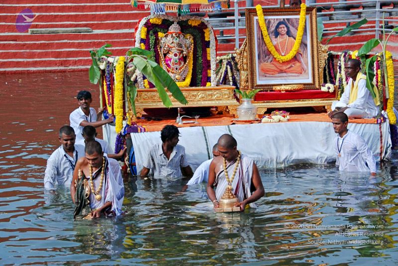 File:Batch 20100912 3402 CMP WM.jpg