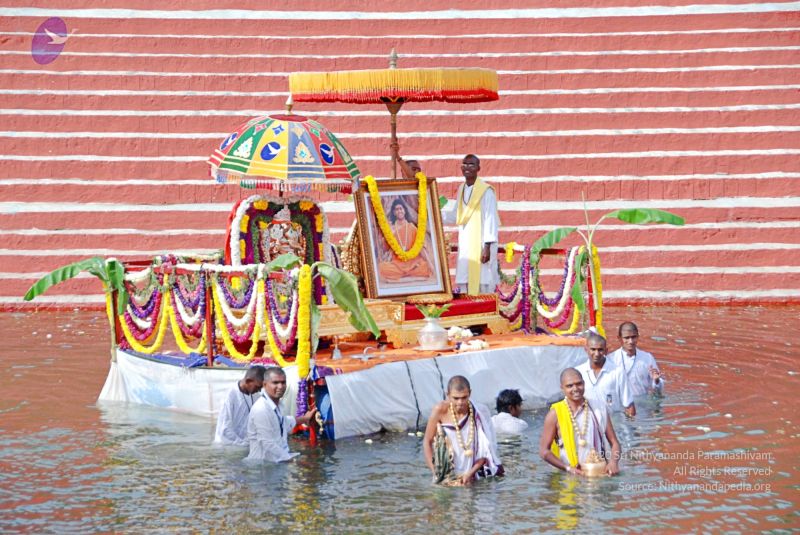 File:Batch 20100912 3419 CMP WM.jpg