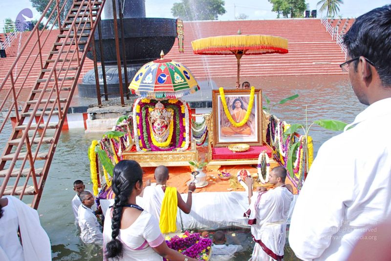 File:Batch 20100912 3440 CMP WM.jpg