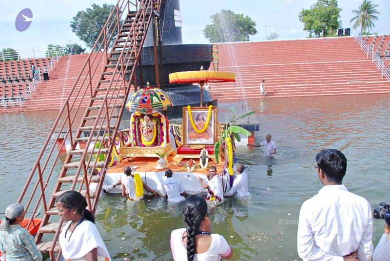 File:Batch 20100912 3445 CMP WM.jpg