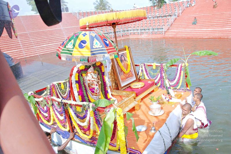 File:Batch 20100912 3459 CMP WM.jpg