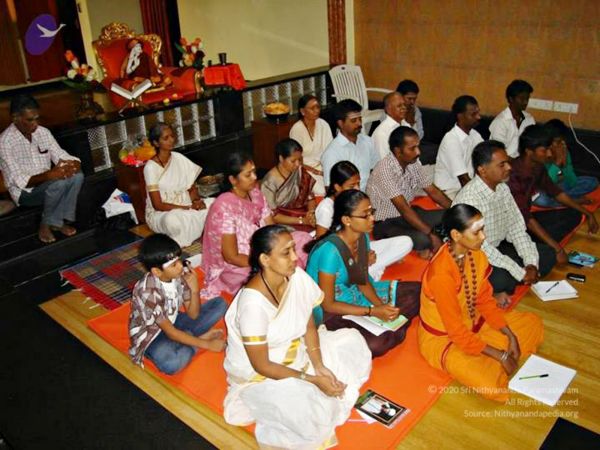 Batch 2014-02feb-02nd-nithyananda-diary 1798216 632307696806401 1196838859 n-ndy-thiruvanmiyur-participants-listening-to-session-by-acharya CMP WM.jpg