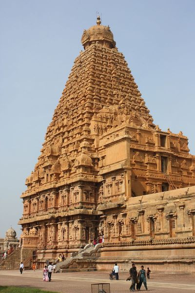 File:Brihadishwara Temple.jpg