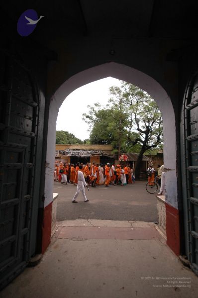 File:DSC 0636 CMP WM.jpg