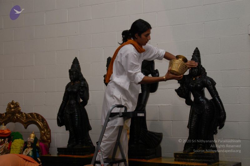 File:DeviPrathista15Nov2007 074 CMP WM.jpg