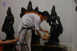 DeviPrathista15Nov2007 075 CMP WM.jpg