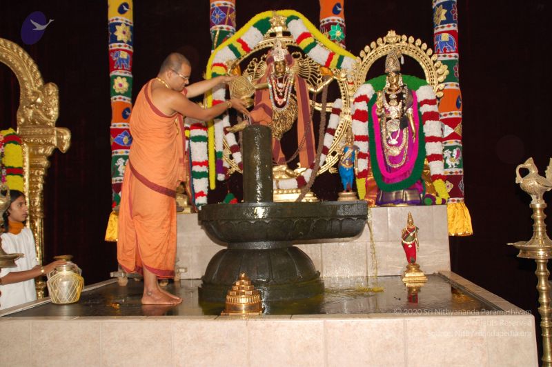 File:DeviPrathista15Nov2007 136 CMP WM.jpg