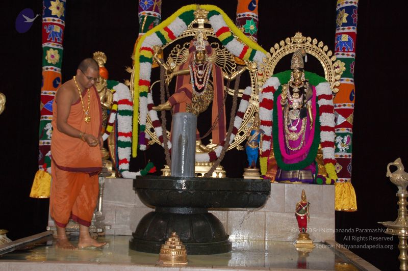 File:DeviPrathista15Nov2007 153 CMP WM.jpg