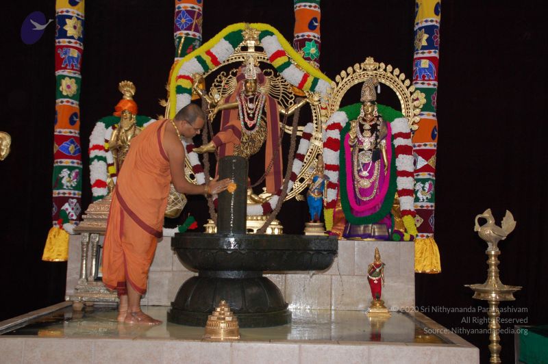 File:DeviPrathista15Nov2007 162 CMP WM.jpg