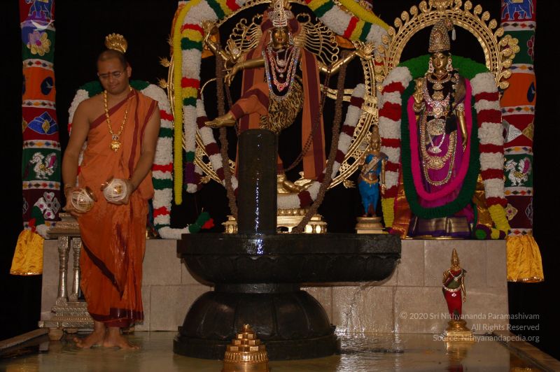 File:DeviPrathista15Nov2007 173 CMP WM.jpg