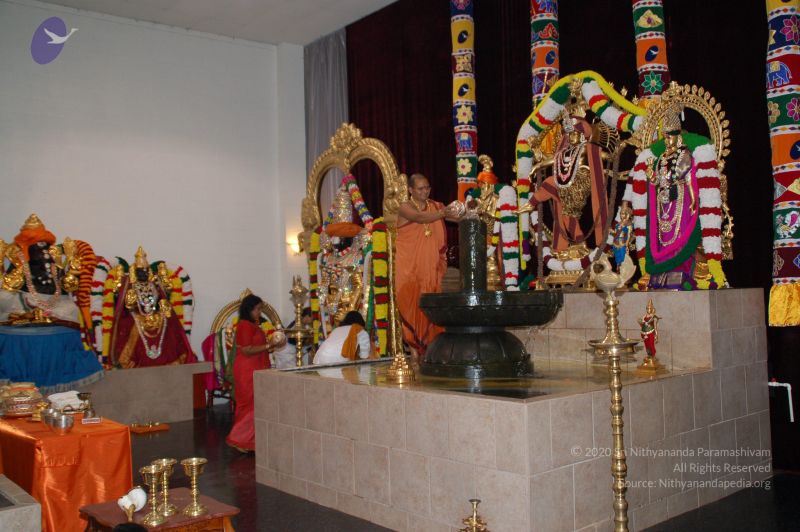 File:DeviPrathista15Nov2007 178 CMP WM.jpg