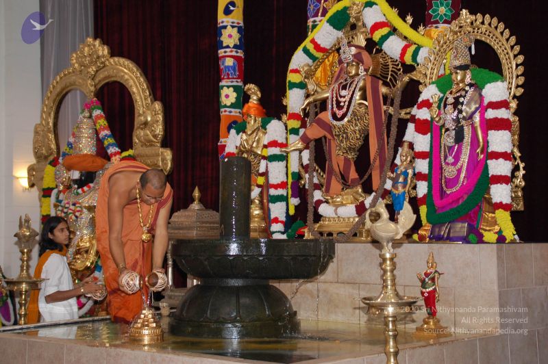 File:DeviPrathista15Nov2007 179 CMP WM.jpg