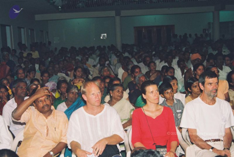 File:F1110004 CMP WM.jpg