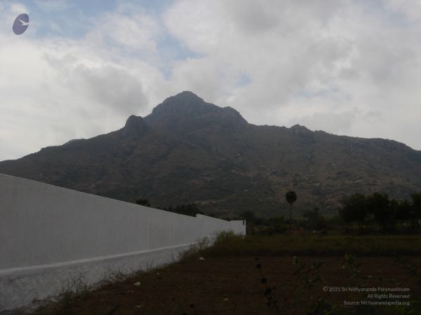 HILL Tiruvannamalai Arunachala 6Apr2007 (38)-37.jpg