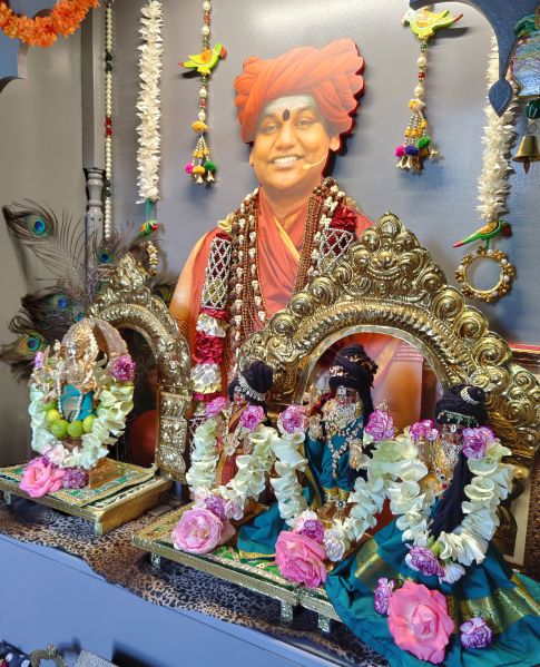 File:KAILASA-ESSEX--UK-2021-07-10-17GPIceqH4nBcPxGuIHna2O2RArLh QZi.jpg