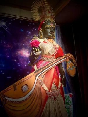 KAILASA-HOUSTON--USA-2020-10-24-1Q -3kLLSLSIftVcLycjohnmpzoptt2o0.jpg