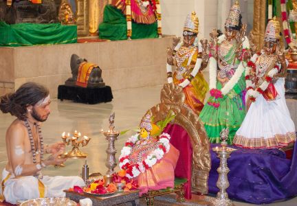 KAILASA-LOS-ANGELES--USA-2019-08-09-1fG-MCnp O9CfmVF34dyRZwVfmWgyEc02.jpg