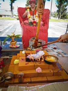 KAILASA-LOS-ANGELES--USA-2019-09-01-1UUSu -15Z3e5m6ShqDL75yBi5p4HOuh0.jpg