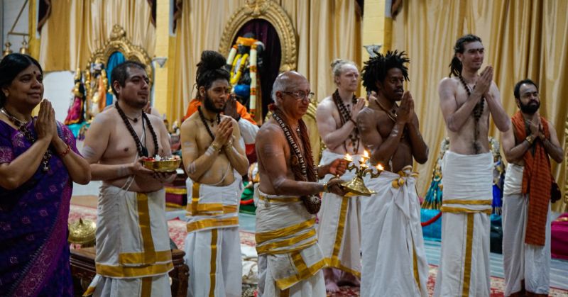 File:KAILASA-LOS-ANGELES--USA-2020-02-21-1k5Vz4ydDuBZRc YsVTqjcIYb1oM8qwFz.jpg