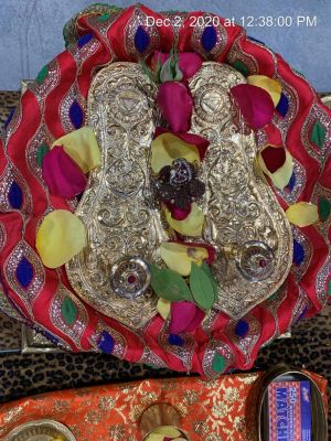 KAILASA-LOS-ANGELES--USA-2020-12-03-1gGlv9LnRPIWHdS-1RCYnimSpIJ3tg8cl.jpg