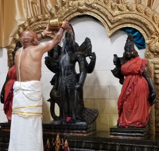 KAILASA-LOS-ANGELES--USA-2020-12-28-1qmGyheQRIOIRGgY96HtKy0C9O0rDFGG .jpg