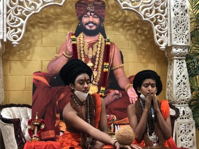 KAILASA-LOS-ANGELES--USA-2021-01-01-1JjJKP5-ynD-aBvZOfEfBcR9AaD 4v5FY.jpg