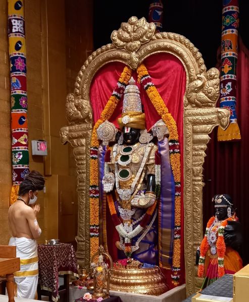 File:KAILASA-LOS-ANGELES--USA-2022-02-19-1qw2tqgJ8NmCXvouN7BOi8TMqMu9xpFuY.jpg