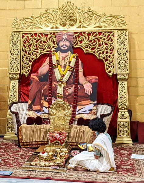 File:KAILASA-LOS-ANGELES--USA-2022-03-13-1dY7AsoTxv9VXoBW0OS1idkOu18resytP.jpg