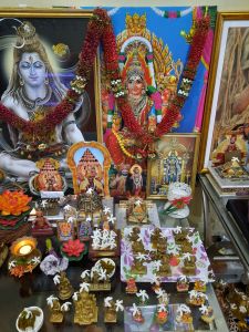 KAILASA-SAN-FERNANDO--TRINIDAD-&-TOBAGO-2020-12-10-1UM49V-38GGxO7GOjCLaVXB Vz8tj91-0.jpg