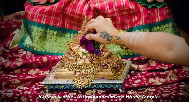 File:KAILASA-SEATTLE--USA-2020-10-20-1nDOqDQydFbT7ph-OXyw3uq zZF8Sw9LX.jpg