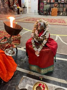 KAILASA-SEATTLE--USA-2021-09-17-1WRMvcx30nJDW9VZy4GMvQvoSnUd3183d.jpg