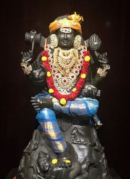 File:KailasaInHouston DhakshanaMurthy2.jpg