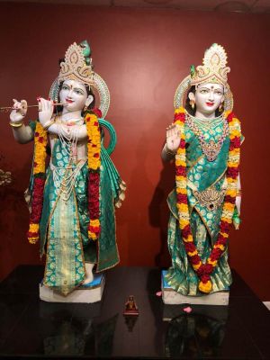 KailasaInHouston RadhaKrisha.jpg