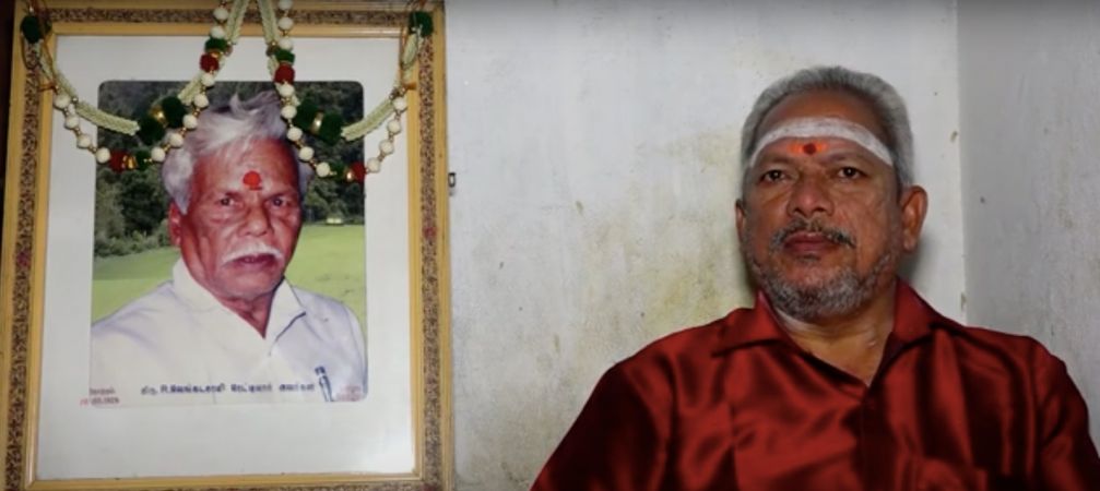 Manickavasagam with father astrologer Venkatasami photo.jpg