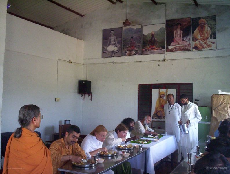 File:Nithyananda-Annalaya-2005-01-01-1D 8PHAuOOathc0gU34tdacHXcfiQla4h.jpg