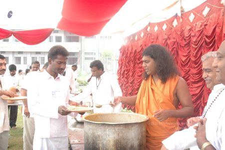 Nithyananda-Annalaya-2006-01-01-1ARNiUW3Egogxk Xtujg8gxkSxB bY24r.jpg