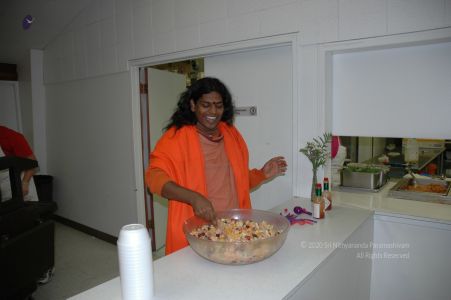 Nithyananda-Annalaya-2006-01-01-1dpTB9LaV68kcbIknWpwcZ0xGGdLLHo3S.jpg