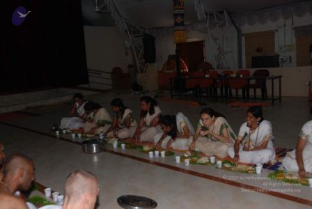 Nithyananda-Annalaya-2010-01-01-1E i6r44LOp4yIj-dAAF43tiLJEPmOYqw.jpg