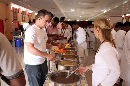 Nithyananda-Annalaya-2011-01-01-1AhMnevo-EFV- 9qqfuceYEQ1rL0zR70H.jpg