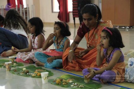 Nithyananda-Annalaya-2011-01-01-1TSgclez0YfjDGp4 DZoMFv7Ap 1QVuDx.jpg