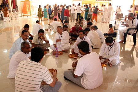 Nithyananda-Annalaya-2011-01-01-1YZeJyZZnaGPT0C vCbmLq02OnqSmJ1az.jpg