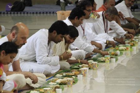 Nithyananda-Annalaya-2011-01-01-1lv-D wS3T4x5KsvvyIZMUmc Lrus2Y h.jpg