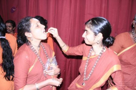 Nithyananda-Annalaya-2013-01-01-13dm-ot i52 RZyMQRK0UXBZxMqg-AKSb.jpg