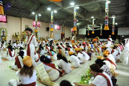 Nithyananda-Annalaya-2013-01-01-19FzXWsg93 nyNy hfISnVrb2wxlMLN5m.jpg