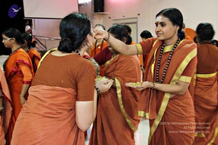 Nithyananda-Annalaya-2013-01-01-1NJ0Fs7JFT rOB99 OBixB2zGKI-hF86u.jpg