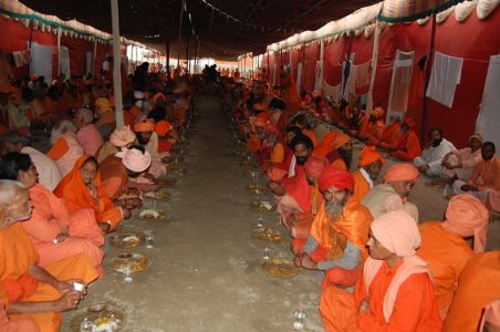 Nithyananda-Annalaya-2013-01-01-1PB9IZFdhC49FBGRQDyyx6hO75yhp5 eG.jpg